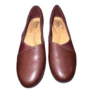 Clarks Women’s Suttyn Walk Leather Wedges – Wine
Size 8.5